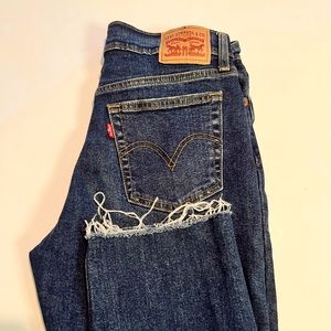 Levi’s Wedgie Straight